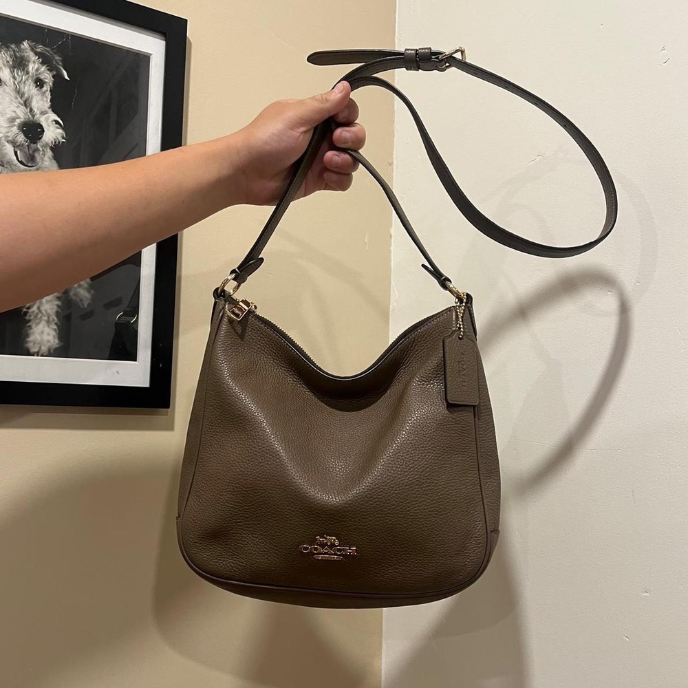 Y2K 2000s ash brown / beige pebbled leather Coach Large Slouchy Crossbody bag